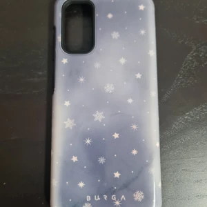 S20 Burga skal - Har spritat av skalet att färgen har bleknat. Men som skal fungerar det som det ska, så känns onödigt att slänga. Vill därför ge bort.