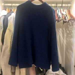 Sickas teöja - Stickad tröja från indiska