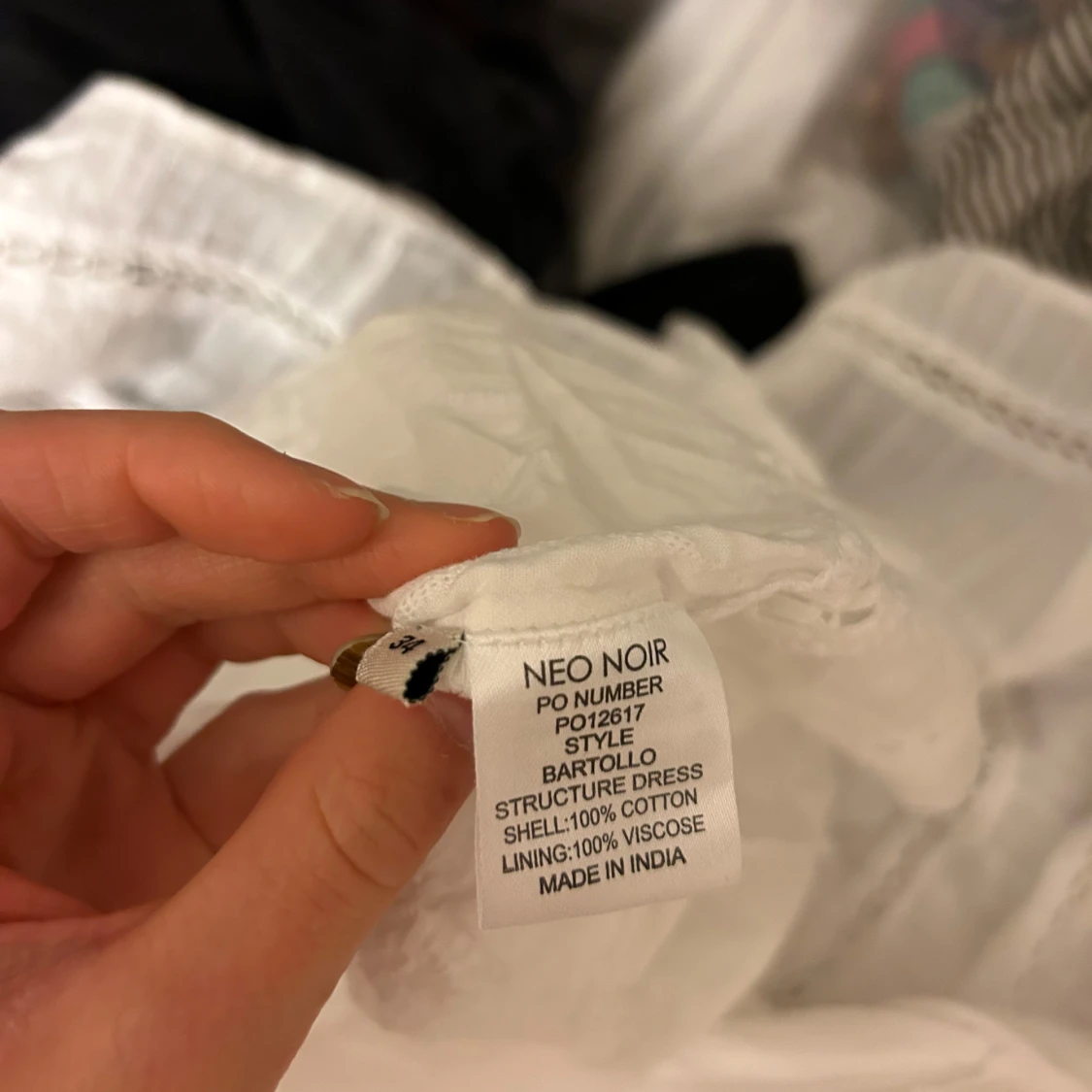 Klänning från Neo Noir  - 91