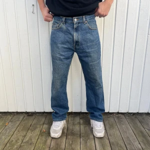 Levi’s 505 - 34/30 - Skicka meddelande om du har frågor och om du vill ha flera bilder🤝⭐️