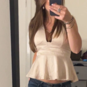 Festtopp - Supersnygg topp till finare tillfällen!!💕🙌