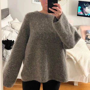 Mohair tröja - Grå mohair tröja, som ny❣️