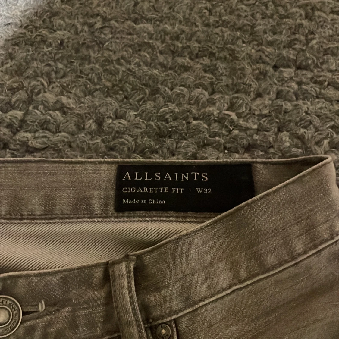 feta gråa jeans - 92