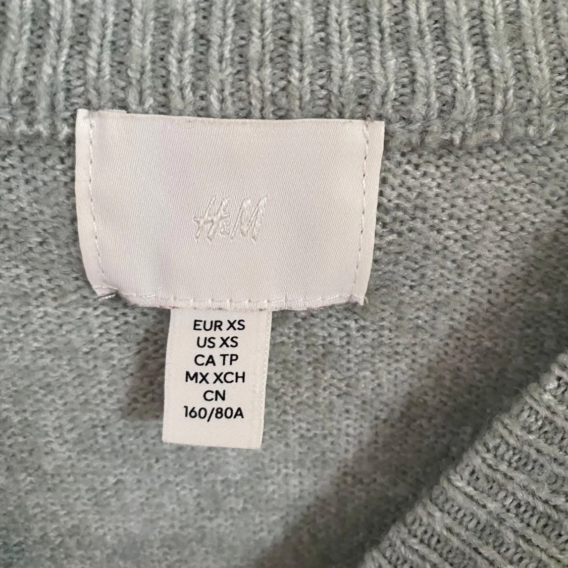 Fin stickade tröja från HM  - 91