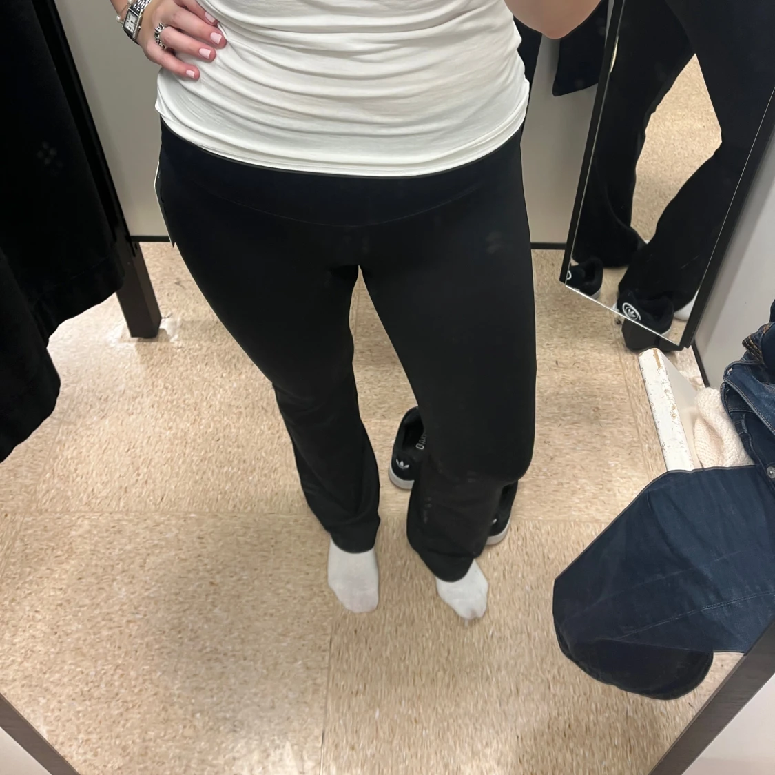 Svarta träningsbyxor - 90