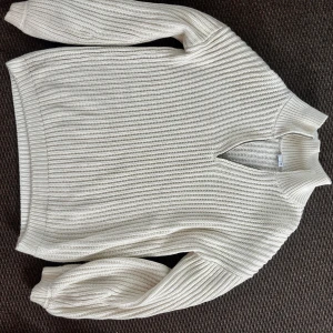 Jättefin stickad tröja - Storlek xs men väldigt oversized