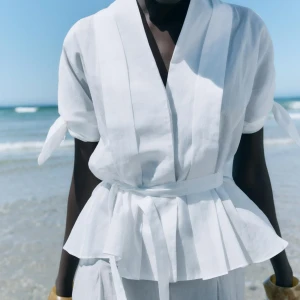 Söt blus - Knappt använd