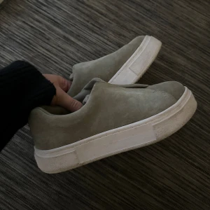 Eytys - Säljer dessa fina grön grå eytys som inte går att få tag på längre, använda två gånger 