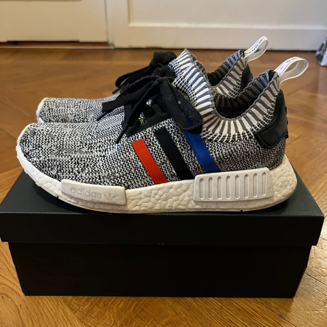 Adidas NMD_R1 Primeknit - 90