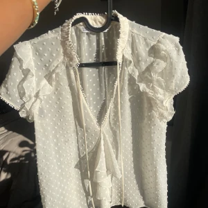 Tröja  - Tshirt, tröja, topp använder aldrig.