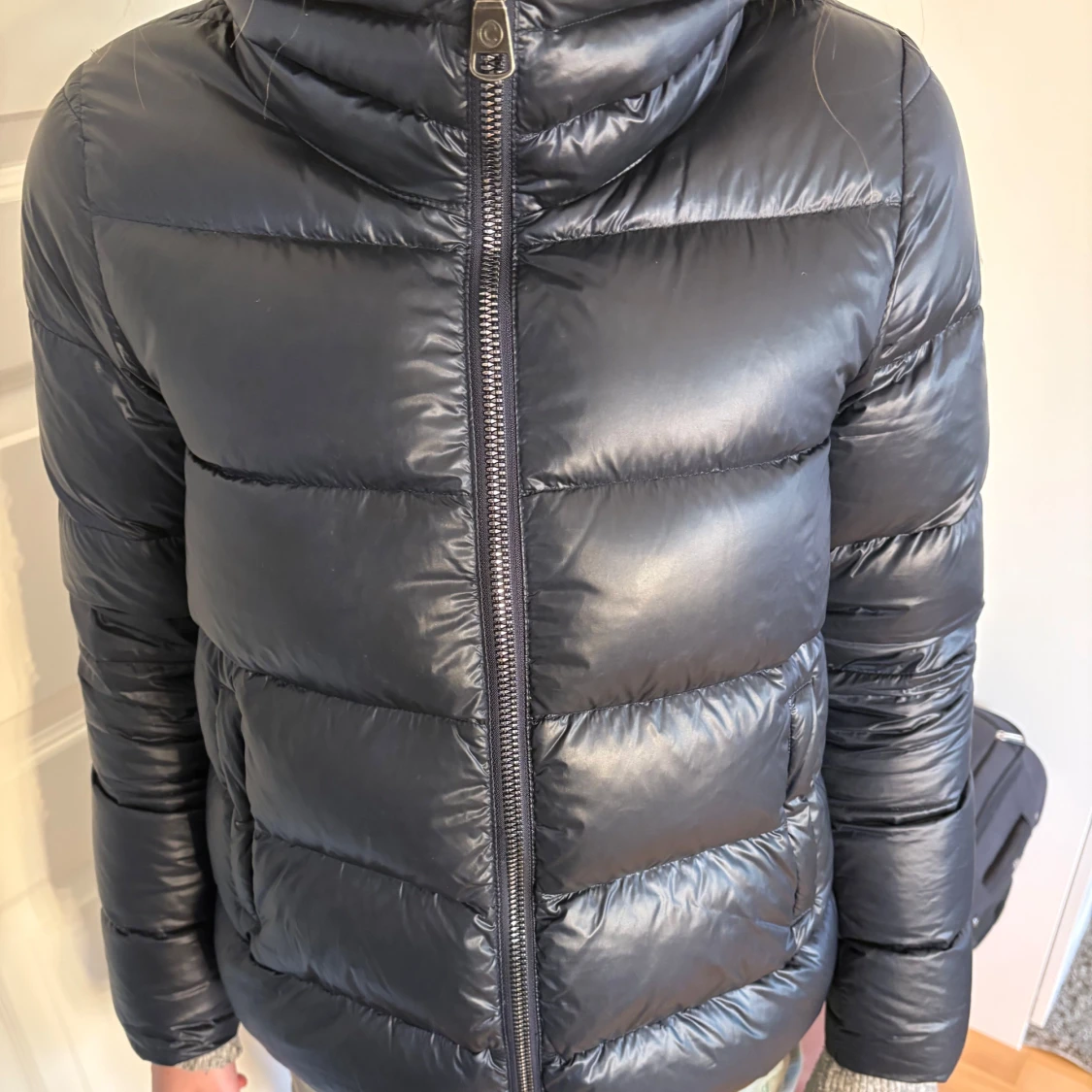 Mörk blå dunjacka från Colmar - 92