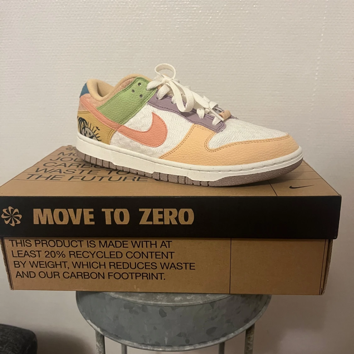 Nike dunk low sail sanded gold