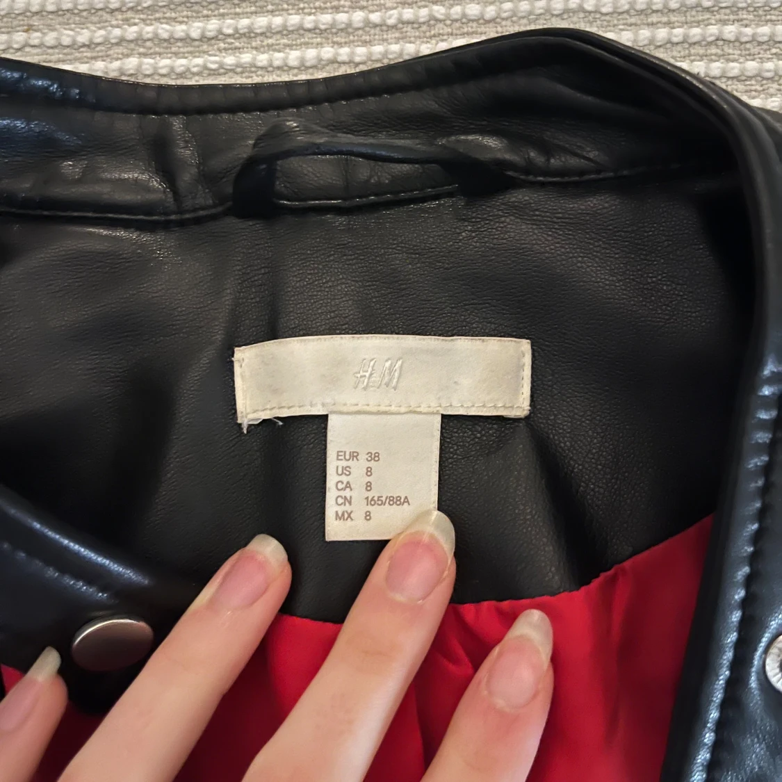 Svart skinnjacka  - 93