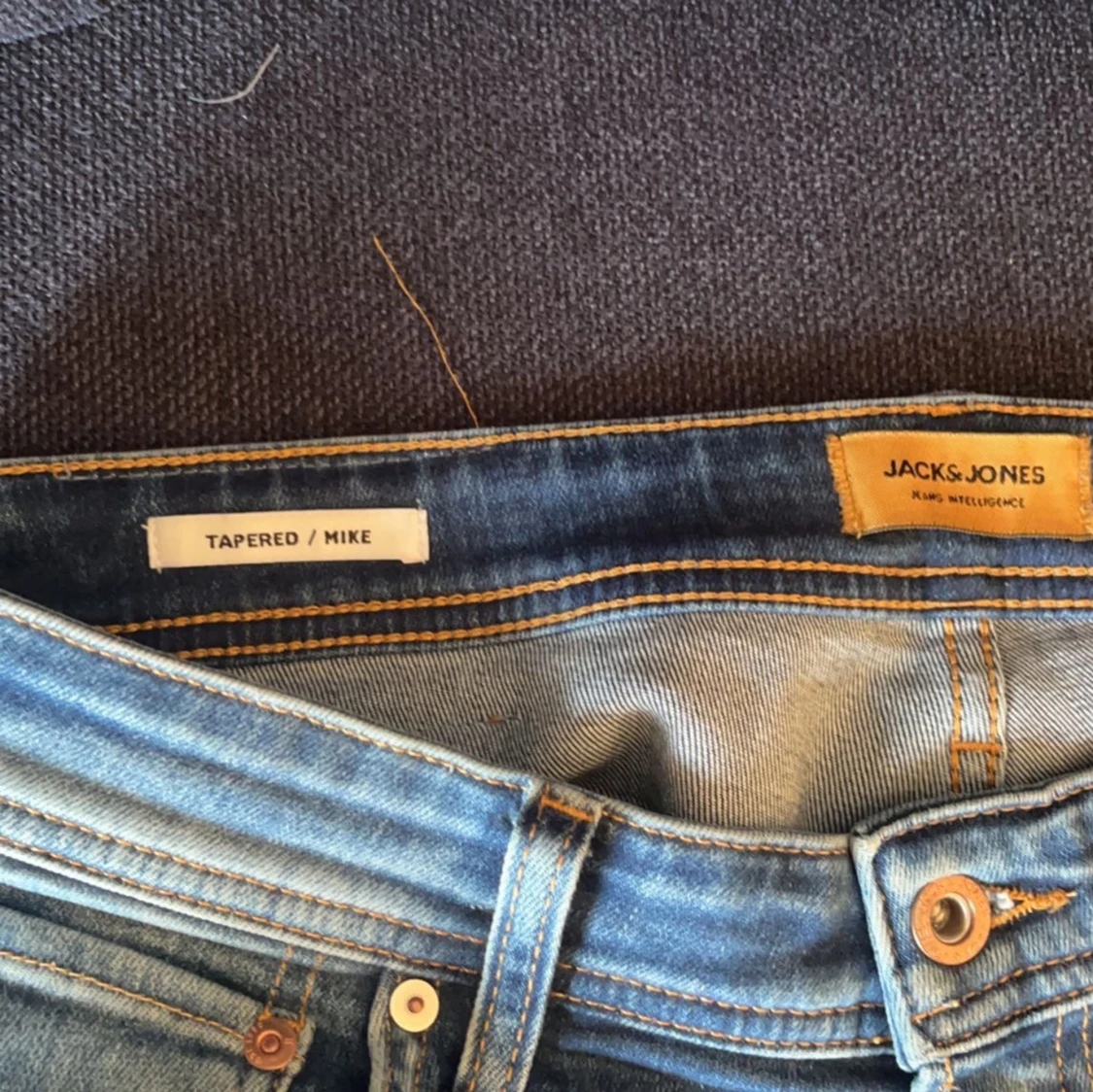 Blå jeans från Jack & Jones - 90