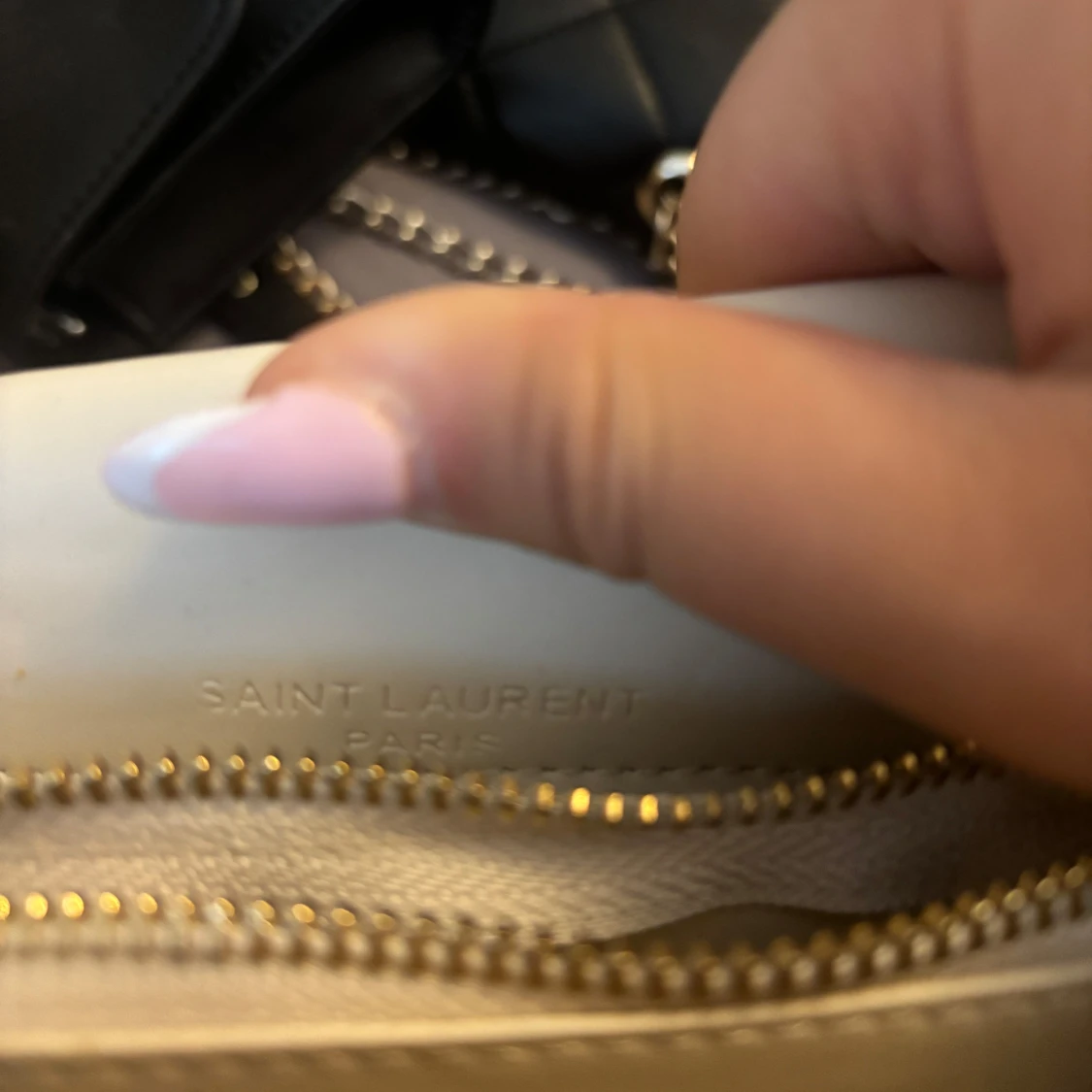 Vit quiltad axelväska från Saint Laurent - 91