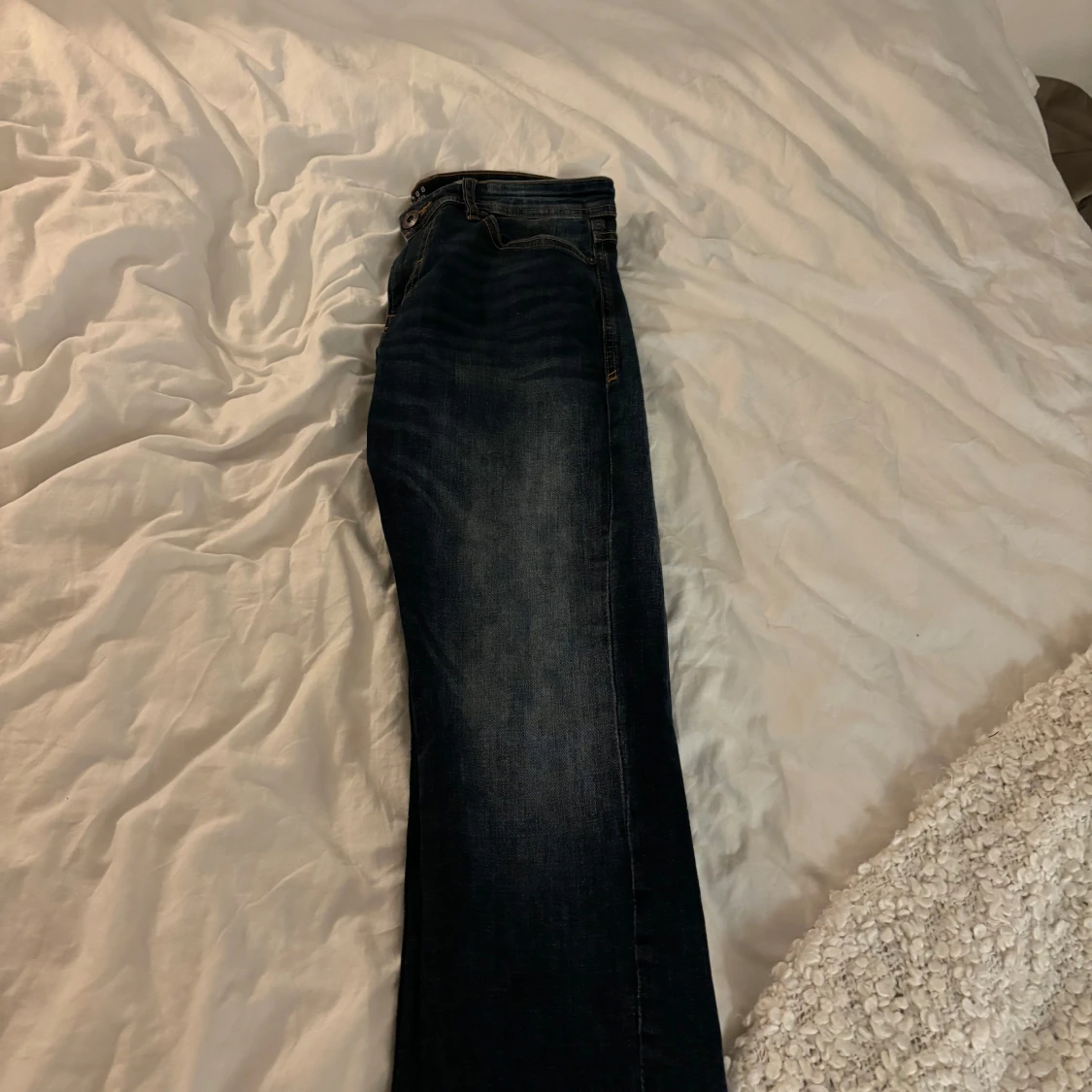 Mörkblå jeans - 91