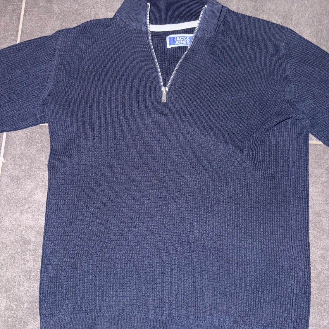 Mörkblå tröja från Jack & Jones