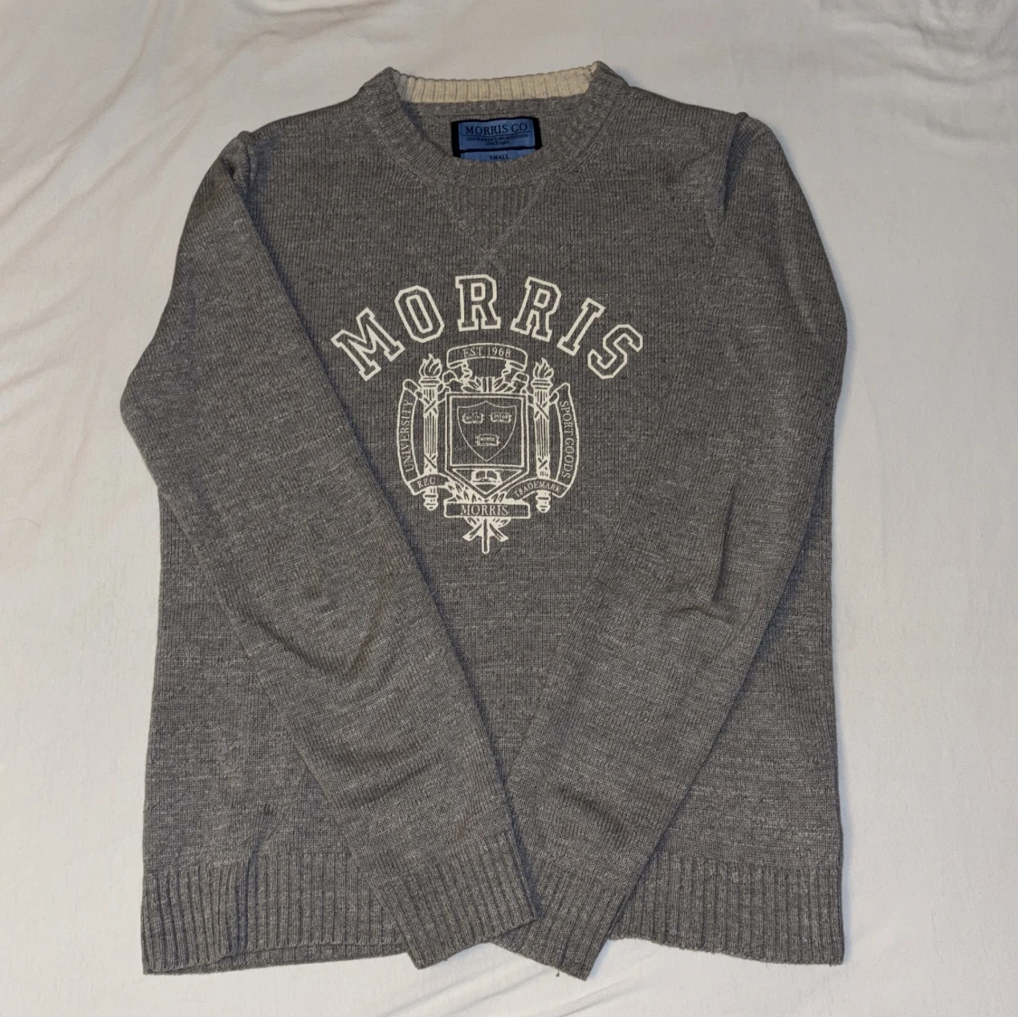Grå stickad Morris tröja