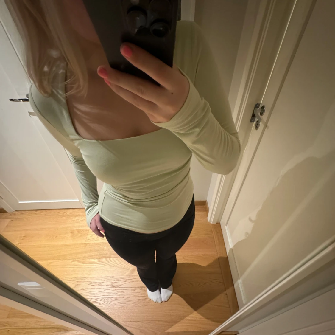 Ljusgrön långärmad topp