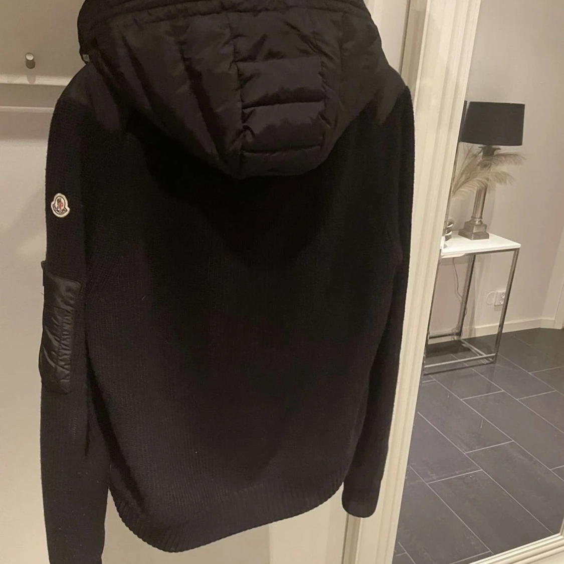 Svart jacka från Moncler - 2