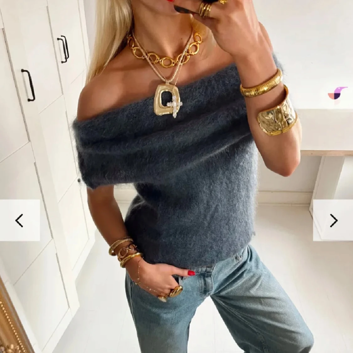 Grå offshoulder tröja