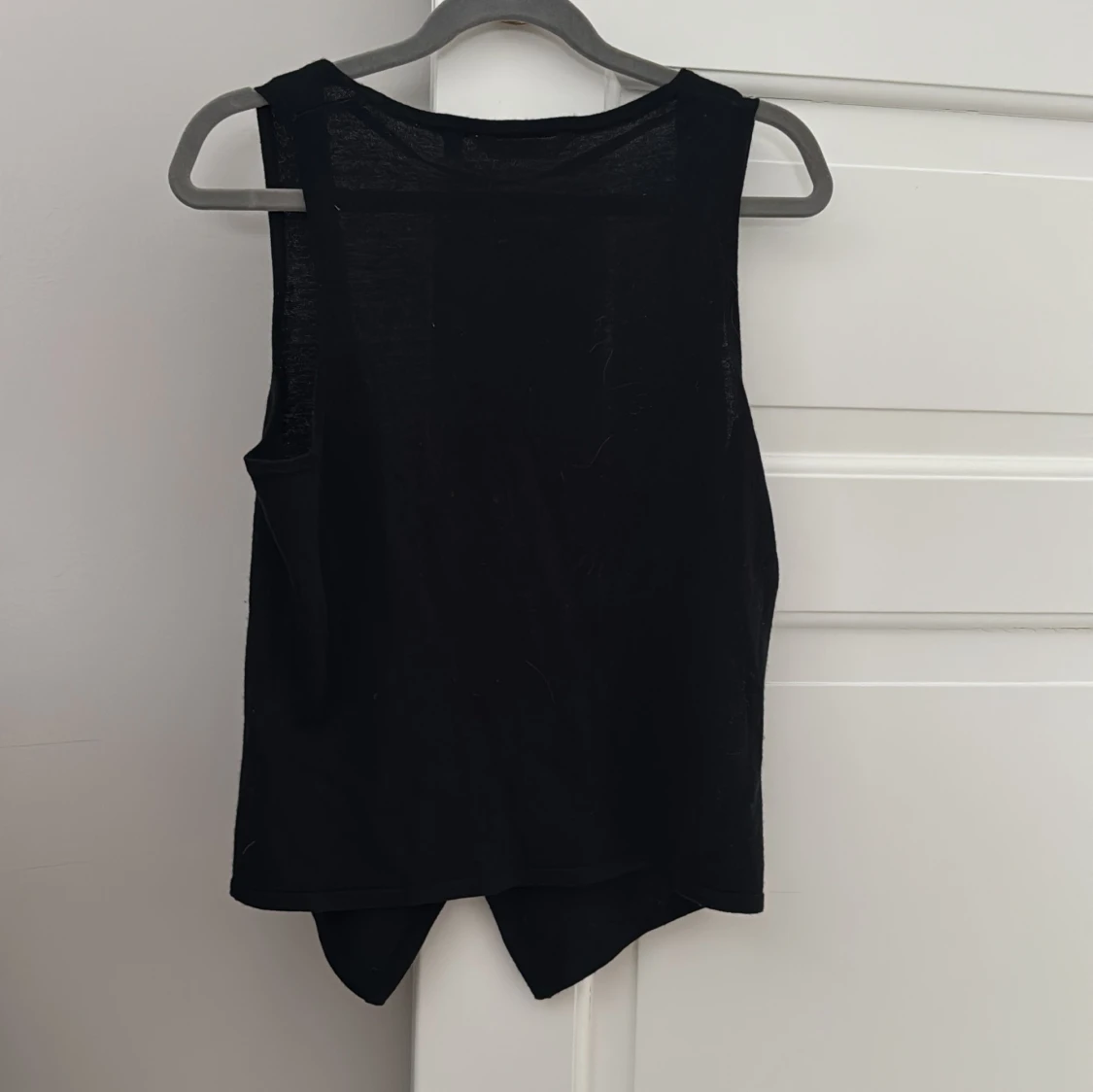 Svart väst från Riley - 1