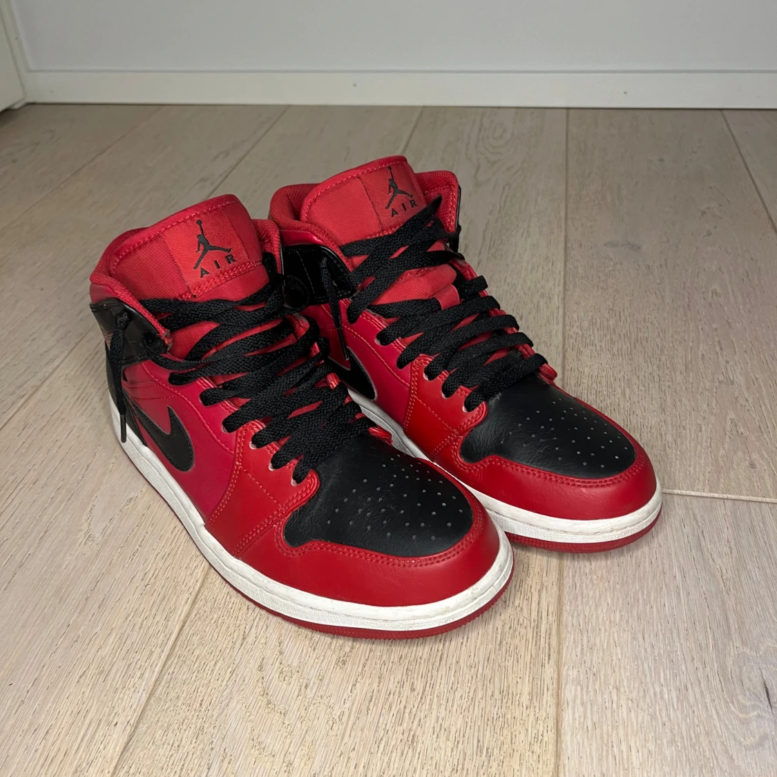 Jordan 1 mid reverse bred - 90