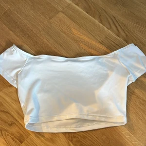 Tröja  - Vit, Stl xs 