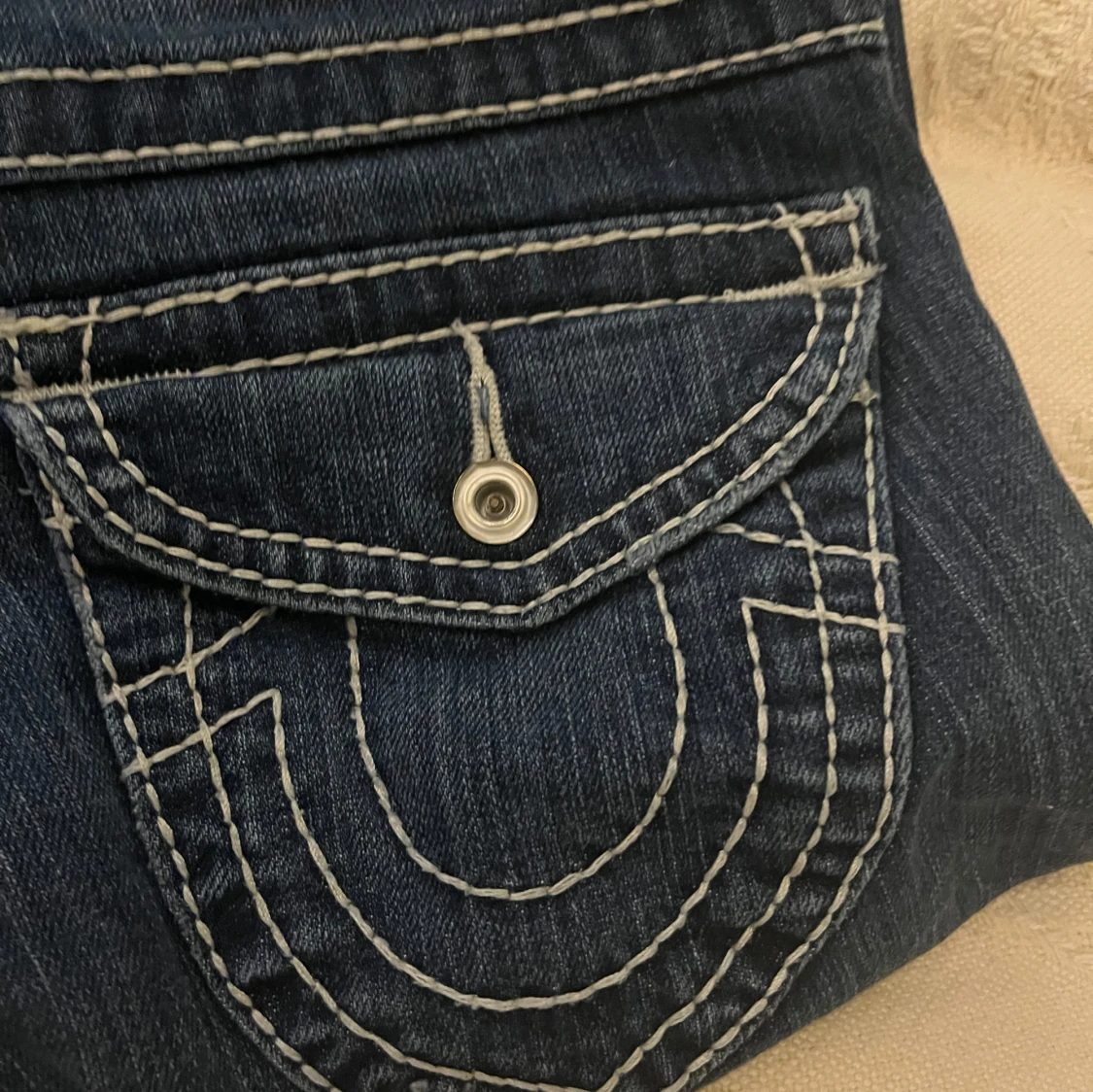 bootcut jeans från True Religion - 93