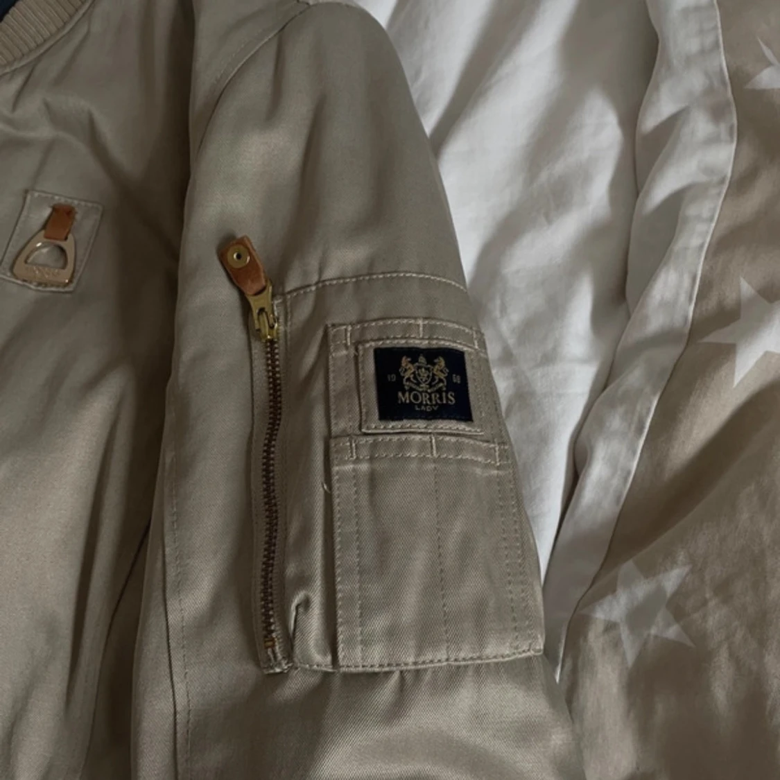 Beige bomberjacka från Morris - 91