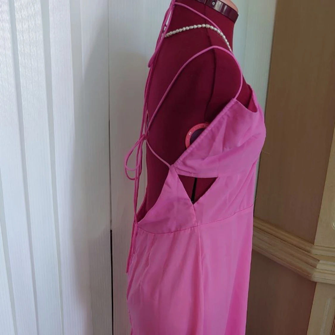 Rosa balklänning från NELLY, stl.40 - Nyskick/oanvänd - 92