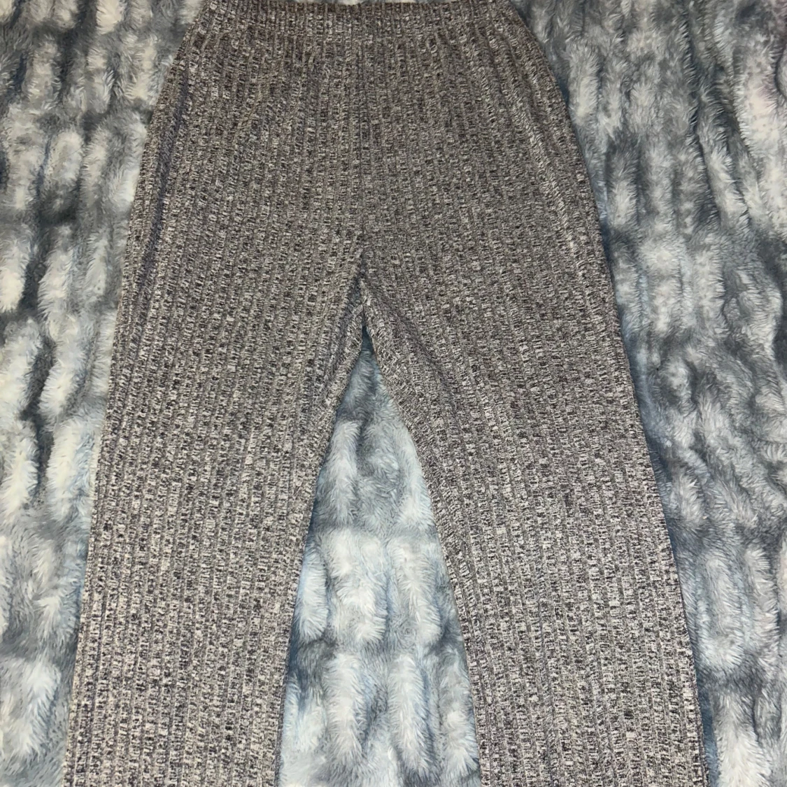 Grå ribbade byxor från Shein