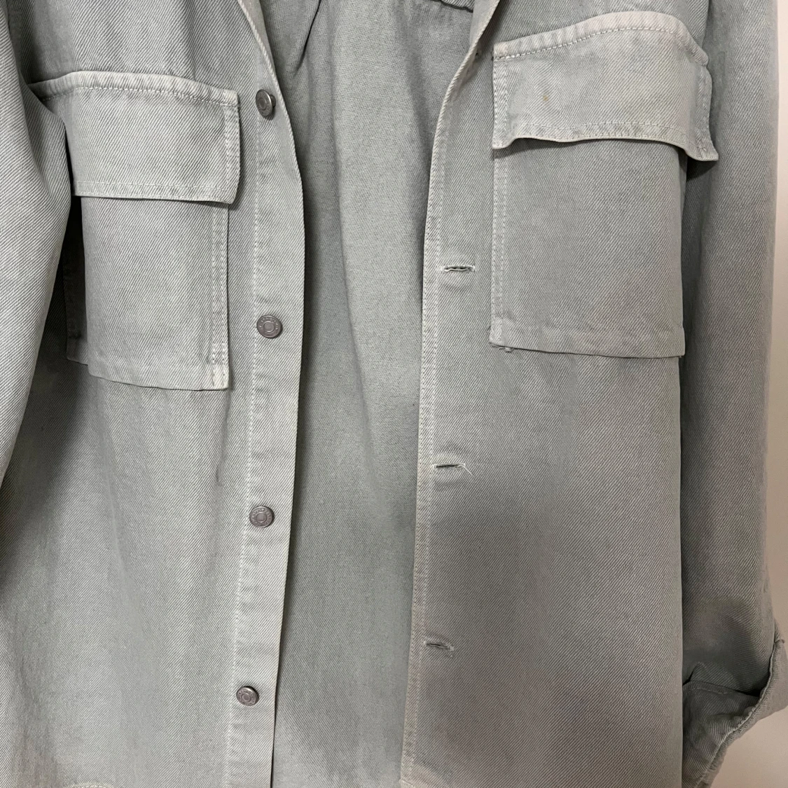 Grå overshirt  - 91