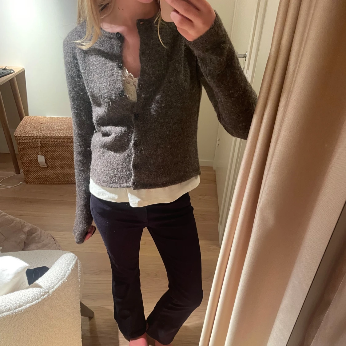 Grå kofta från Gina tricot  - 91