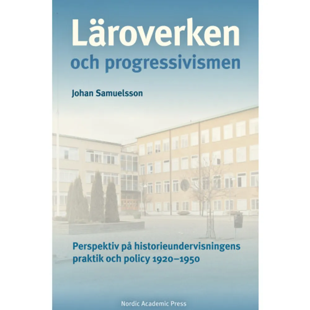 Perioden 19201950 innebar en intensiv utveckling av de svenska läroverken. Skolans demokratisering, privatläroverkens ställning och flickors tillgång till högre utbildning debatterades och omprövades. Diskussionen rörde inte heller bara skolans organisation utan också hur undervisningen kunde göras mer elevcentrerad och progressiv. Den progressiva skolan blev ett av idealen. I svensk skoldebatt har just läroverken beskrivits som förebilder, men också som stränga institutioner med auktoritära drag. Båda beskrivningarna har dock lidit brist på egentlig information direkt från lärarna. Johan Samuelsson tar därför sin utgångspunkt i ett tidigare outnyttjat källmaterial där lärarna redogör för hur de organiserade sitt och elevernas arbete. Hans fokus är berättelser som berör historieämnet som vid tiden gick från en nationell prägel till att bli mer samhälls- och samtidsfokuserat. Författaren belyser även lärarnas bakgrund, utbildning och samhällsengagemang. Han visar hur en krets av progressivt orienterade lärare intog centrala positioner i läroverkssverige och propagerade för sina arbetssätt i tidskrifter, lärarföreningar och utredningar. Den kritik som uppstod var polariserande och lämnar spår än idag.    Format Inbunden   Omfång 290 sidor   Språk Svenska   Förlag Nordic Academic Press   Utgivningsdatum 2021-12-10   ISBN 9789188909800  . Böcker.