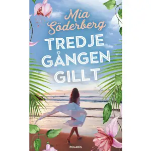 Det thailändska havet glittrar förföriskt i solen. Maja och hennes sambo Gabriel har anmält sig till en snorkelutflykt. Men när det är dags att åka hem syns Gabriel inte till. Han är försvunnen bland vågorna. Till slut är Maja tvungen att återvända till Sverige, förtvivlad och skuldtyngd. Visserligen hade hon ifrågasatt deras kärlek, men det var inte så här det skulle sluta och hon klandrar sig själv för olyckan. Tillbaka i Sverige fokuserar hon på sitt arbete som designer och med hjälp av sin bästa vän orkar hon så småningom börja leva igen. En kväll träffar hon Simon. Han verkar vara allt hon någonsin drömt om, inte alls lika oansvarig som Gabriel, och hon vågar tro på kärleken igen. Men så sker den ena konstiga saken efter den andra i Majas liv. Vad var det egentligen som hände i Thailand då Gabriel försvann? Till slut är hon tvungen att ifrågasätta allt. Tredje gången gillt är en underhållande och spännande roman om hemligheter, att hitta sin plats i tillvaron och rätt person att dela den med.    Format Pocket   Omfång 296 sidor   Språk Svenska   Förlag Bokförlaget Polaris   Utgivningsdatum 2022-04-08   Medverkande Emma Graves   ISBN 9789177956990  