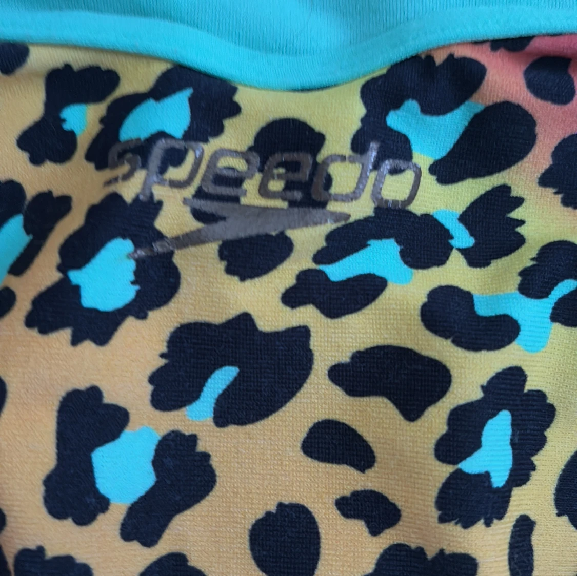 Flerfärgad leopardmönstrad baddräkt från Speedo - 1