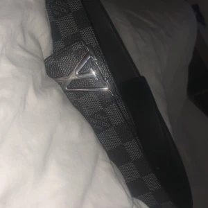 Fint Rutig bälte  - Snyggt rutigt bälte kom Pm för fler frågor.