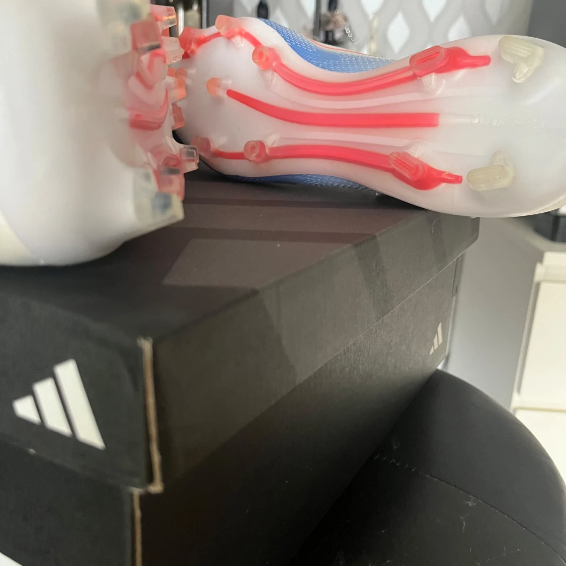 Adidas F50s de går även att byta ut till andra fotbollsskor  - 4