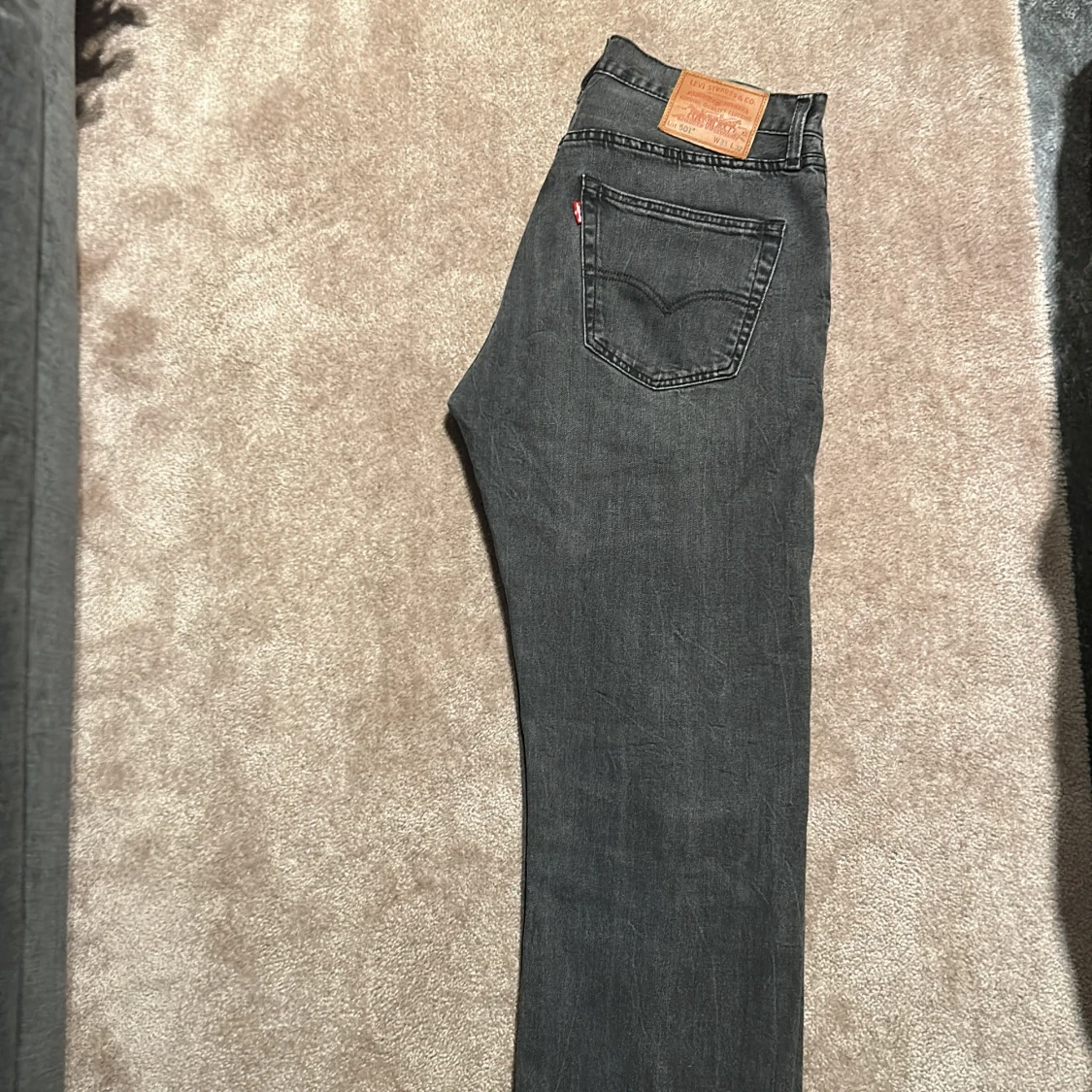 Svarta Levi's 501 jeans - 1