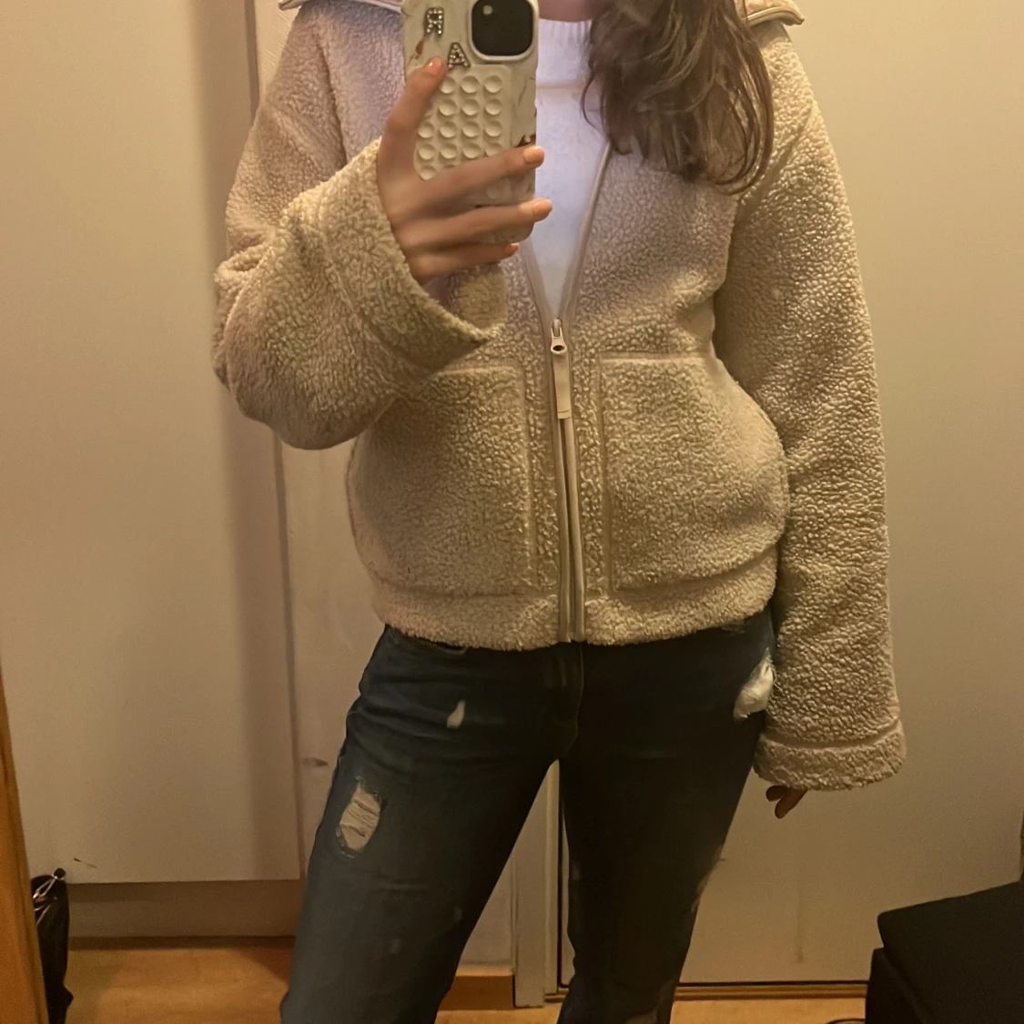 Beige teddyjacka med dragkedja - 2