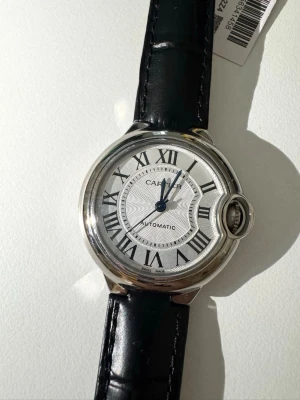 Carti klocka - Brand new Carti 🎈series with whole sets.. Dial size is 33mm. High quality. Automatic movement. Fast shipping.