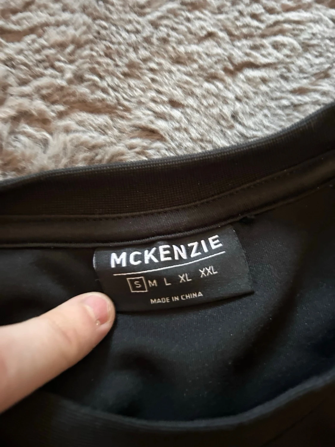 Svart McKenzie t-shirt med tryck - 3