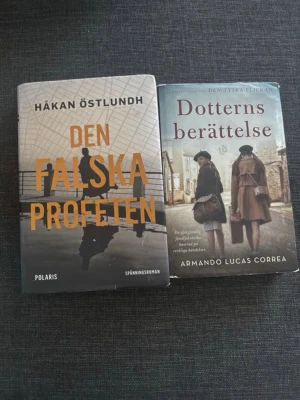 Böcker  - Säljer två böcker i fint skick: Dotterns berättelse och Den falska profeten. Perfekta för dig som gillar spänning och starka berättelser.