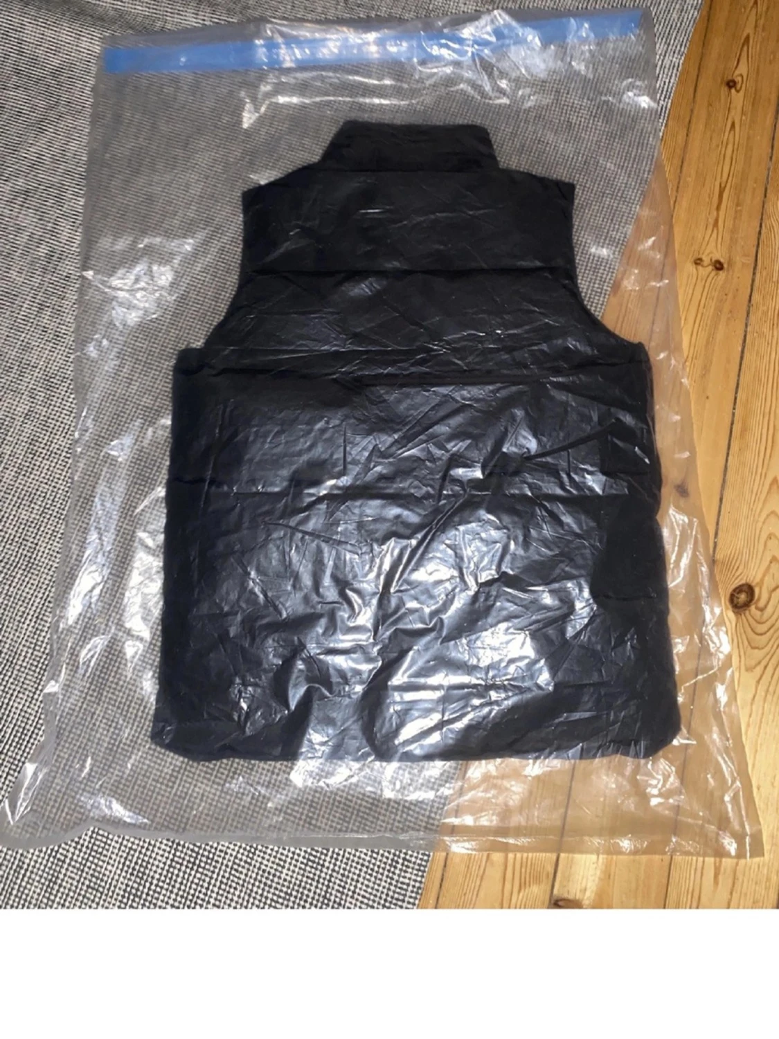 Svart dunväst från Canada Goose - 1