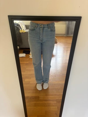 Jeans från NEUW Denim - Storlek 29 (38/40)