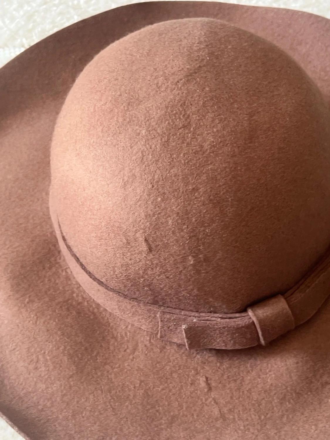 Brun bredbrättad filthatt - 1