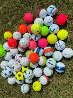 Golfbollar - alla sorter! - Ny golfsäsong och kanske är det dags att fylla på bagen! Säljer massor med olika modeller. Har ni några frågor är det bara att höra av sig!    Prislista st pris: Titliest PRO V1/1x - 20kr Callaway Chromesoft - 18kr  Callaway supersoft - 9kr Bridgestone Tour B - 12kr Titleist Trufeel - 10kr  Srixon Ad333 - 9kr  Titliest Mix - 7kr Callaway Mix - 7kr Taylormade Mix 7kr Srixon Mix - 7kr Bridgestone Mix - 7kr Wilson Mix - 6kr Florida bollar - 3kr  Tack för att ni väljer just oss!🏌️ ⛳️😊
