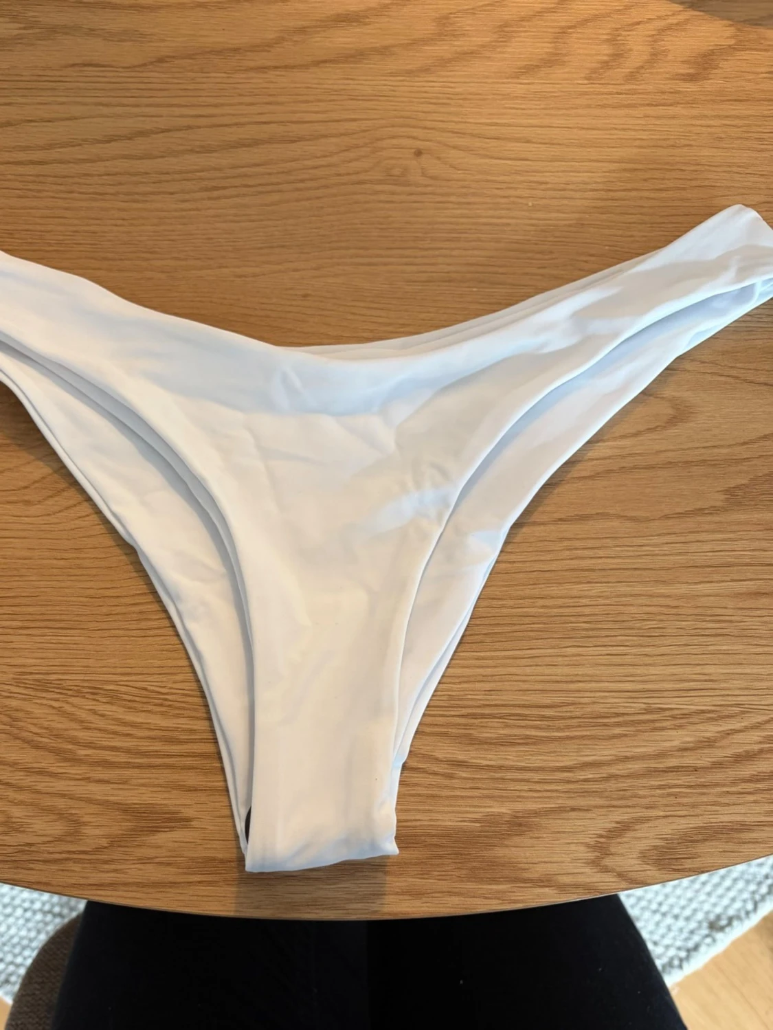 Vita bikinitrosor frĂ„n SHEINđ€ sommar/basic
