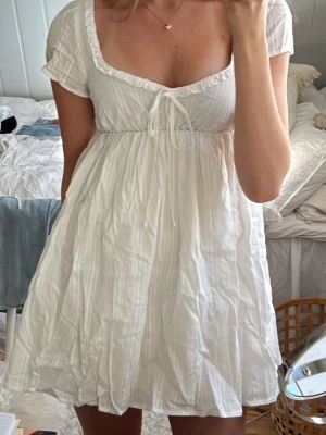 Klänning - Fin sommarklänning från princess polly🤍helt ny